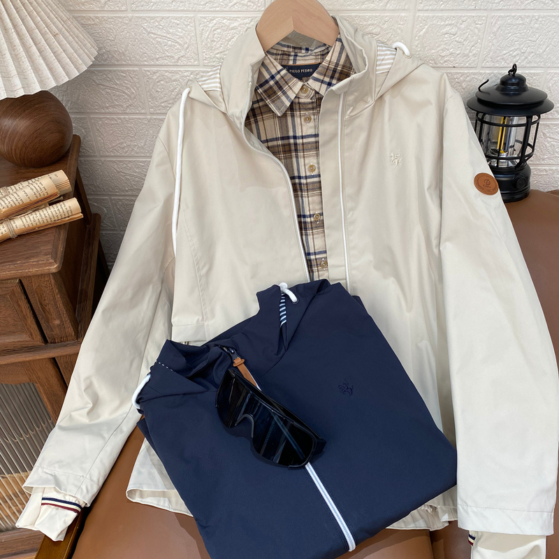 Paul Peter Genuine Women's Hooded Windbreaker Jacket with a Slimming Waist in Two Colors Yiedj00341/2