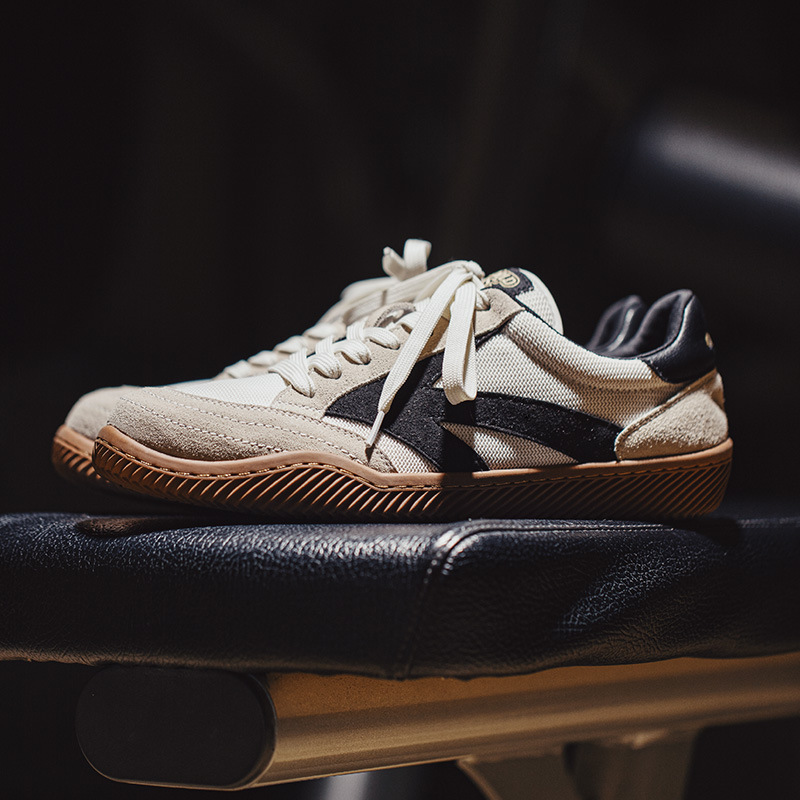 Madden Olympia Training Shoes Men's Autumn Niche Skateboard Shoes American Casual Retro White Shoes Sports Forrest Gump Shoes Madden Olympia Training Shoes Men's Autumn Niche Skateboard Shoes American Casual Retro White Shoes Sports Forrest Gump Shoes