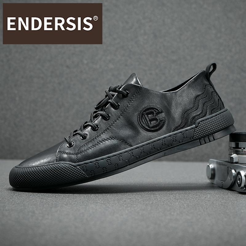 European station men's shoes 2021 new spring leather men's casual shoes trend embroidered one foot shoes ZX0718