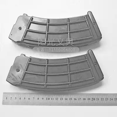 Type 95 03 all-plastic magazine block can not be fired. Simulation magazine block magazine clip and change training block is not genuine