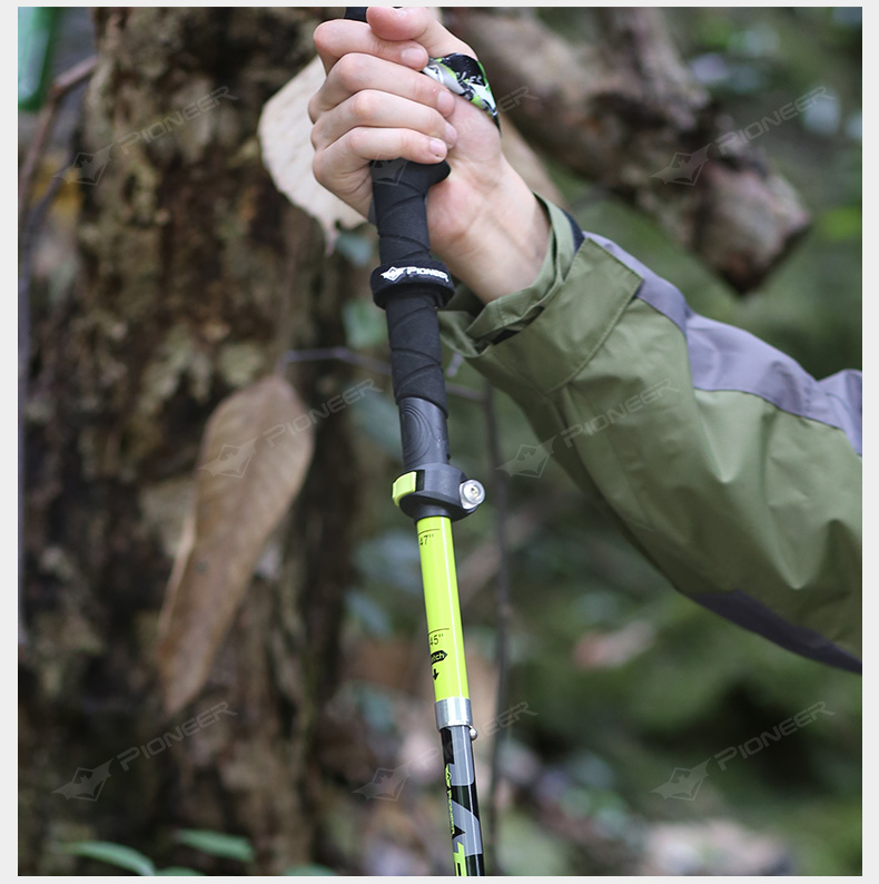 Sợi carbon gấp trekking cực Ultralight năm gậy Nạng carbon đi bộ ngoài trời đi bộ dài gậy đi bộ thiết bị leo núi 	gậy gấp khúc cho người già