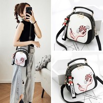 Korean Version Light Extravagant Package Women 2022 New Pop 100 Hitch Satchel Satchel Cute Printed Single Shoulder Hand Small Round Bag Tide