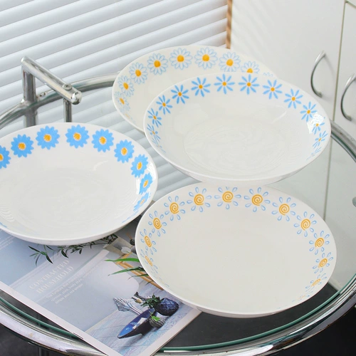 4 Hepburn Wind Date Caudi Furniture High -Light Lucky Lucky Fragrance 2023 Новая творческая личная западная еда