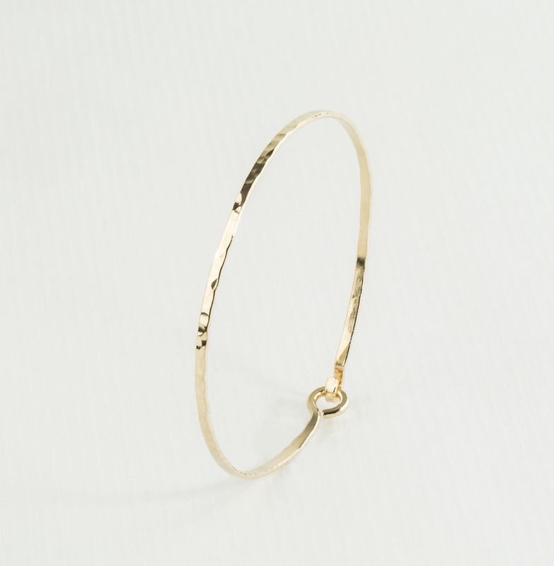 Yay New 14K Gold-Plated Hammered Bracelet, Simple and Slender, Super Beautiful, Can Be Worn Stacked, No Need to Take Off When Showering, Does Not Fade
