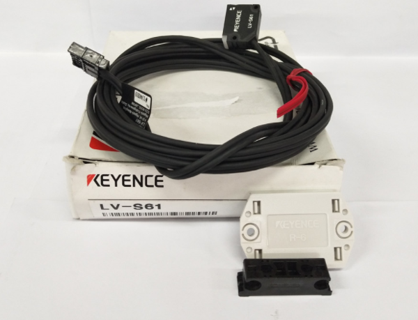 KEYENCE Keen LV-S61 sensor head back to reflective type small spot Japan brand new original