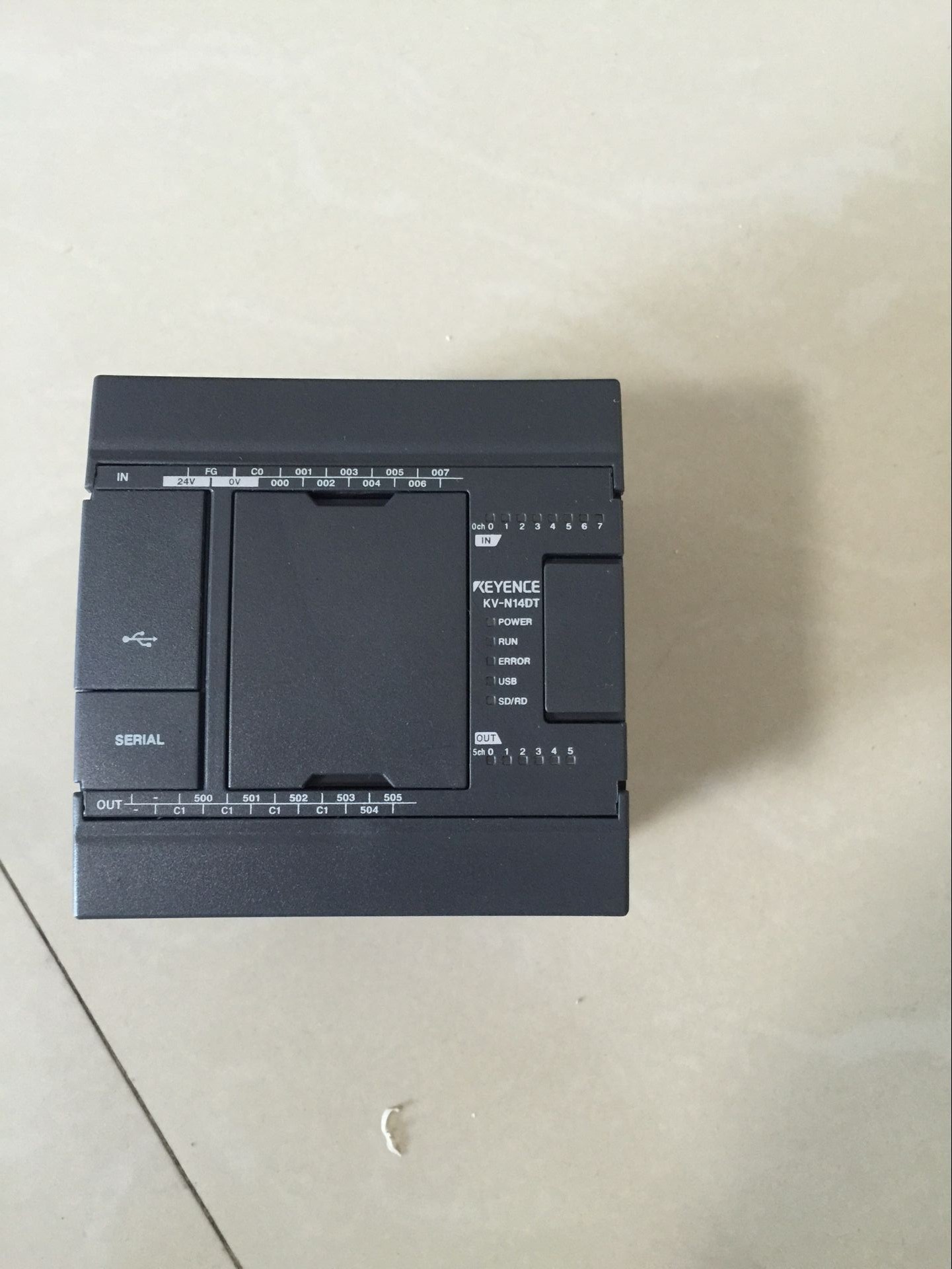 KEYENCE Keen KV-N14DT Base Unit DC Power Type Input 8 Points/Output 6 Points New