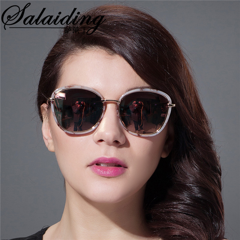 2021 new polarized sunglasses female models Japan and South Korea square wave personality driving special glasses retro wave reflective color film glasses