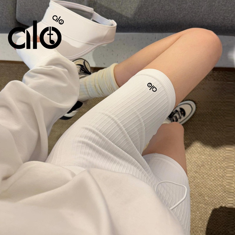 Aloide High-Waisted Butt-Lifting Yoga Shorts for Women, Ribbed Fitness Pants for Outdoor Cycling, Three-Quarter Pants for Pilates