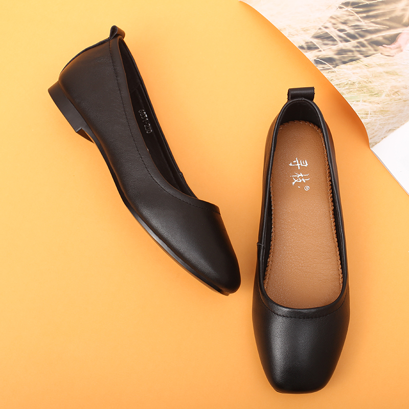 Spring and autumn new black leather non-slip comfortable soft bottom square toe work shoes professional tooling work single shoes women