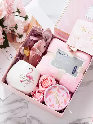 Hand gift Female companion small gift box High-end full moon practical heart-moving festive candy gift box Wedding gift return gift