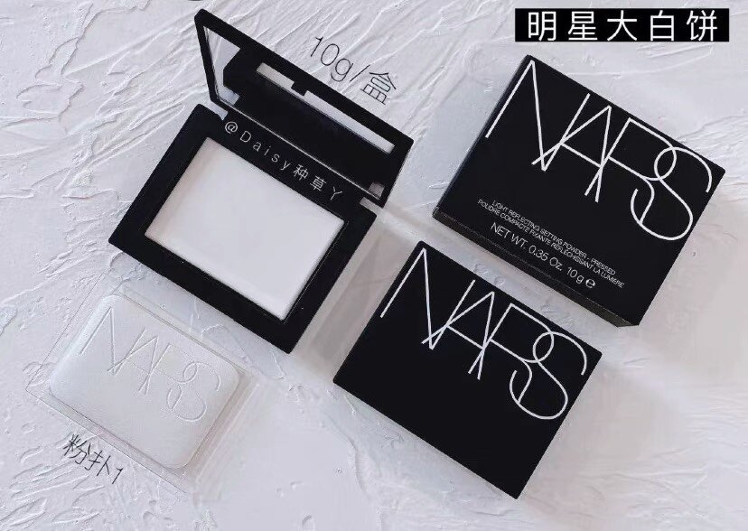 New version of NARS nude transparent color honey powder cake big white cake makeup modification oil control makeup 10G with powder puff