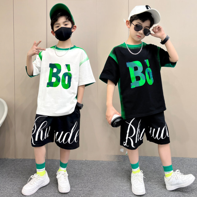 Boys summer clothes 2024 new set children's short-sleeved T-shirts for big boys 9 boys sports loose trendy handsome fashionable