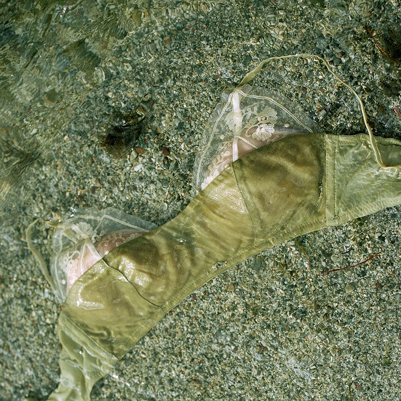 In Xiaodan EMILYYU Traditional embroidery retro lace double layer cotton yarn without steel ring underwear bra dispensers Recommended