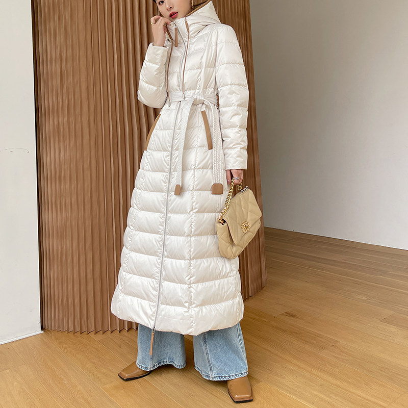 The same high-end down jacket women's 2022 new fashion light luxury goose down coat long hooded warm jacket