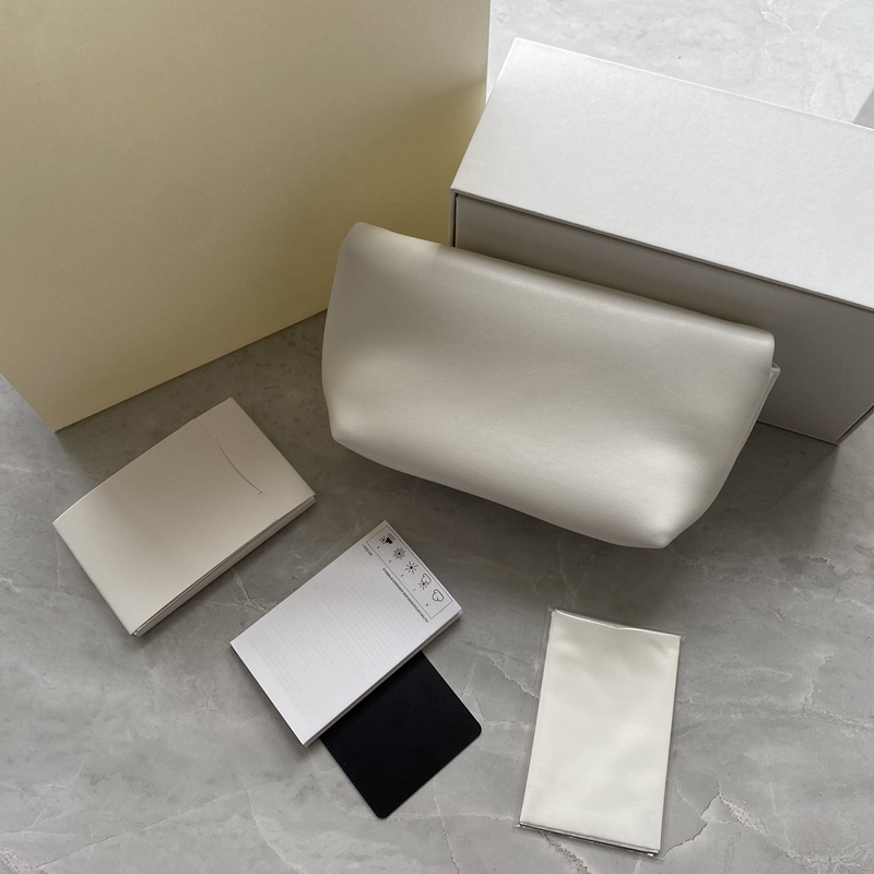 2024 New Gm Glasses Case Soft Package Sunglasses Packaging Anti-Stress Sunglasses Iron Box Portable Storage Box  Gm