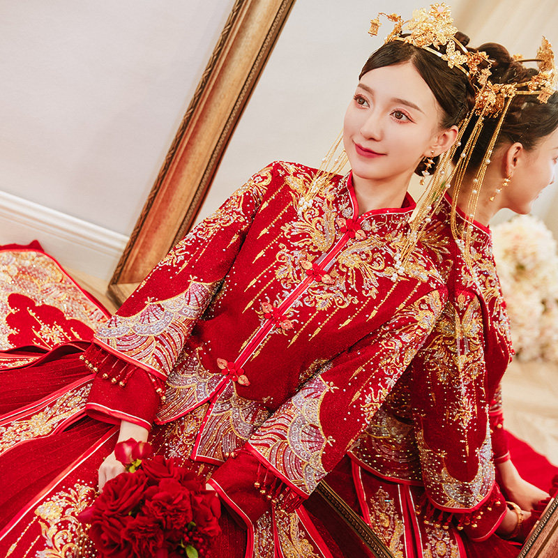 Show and suit 2021 New wedding bridal gown Chinese wedding gown with loft and small subs 2022