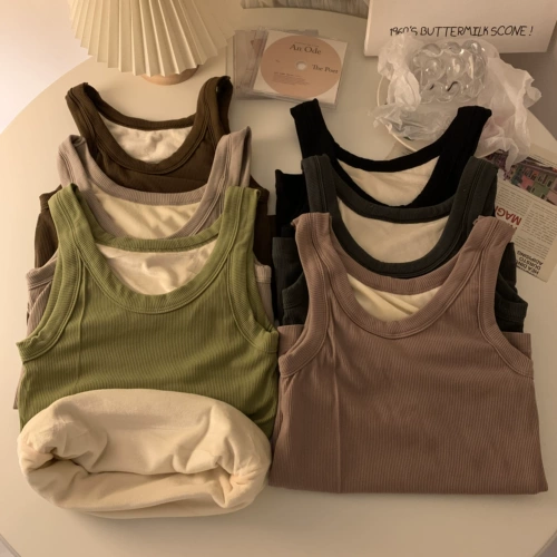 Демисезонная утепленная цветная майка топ без рукавов, круглый воротник, облегающий крой