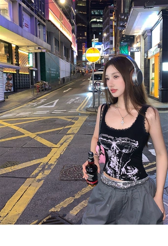 Модный летний кружевной топ с чашечками, красивая спина