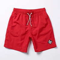 Блестящий красный