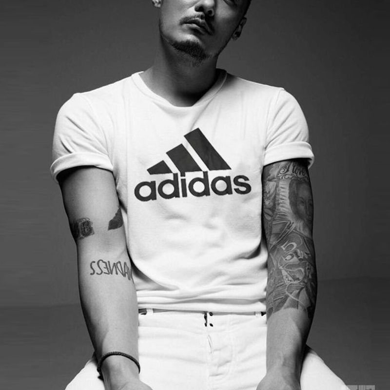 Áo thun nam Adidas tay ngắn 2019 mới đích thực quần áo mùa hè thủy triều cổ tròn in nửa tay thể thao từ bi - Áo phông thể thao áo ba lỗ tập gym