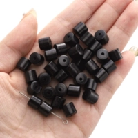 Эбеновое дерево 8х8мм, диаметр отверстия около 1мм, 50 шт./упак.