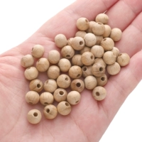 Бук 8мм, диаметр отверстия около 1мм, в упаковке 50 шт.