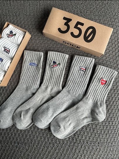 4 paires de chaussettes mi-longues en coton respirant pour hommes et femmes, chaussettes de sport blanches déodorantes brodées, dans un coffret cadeau, printemps et été