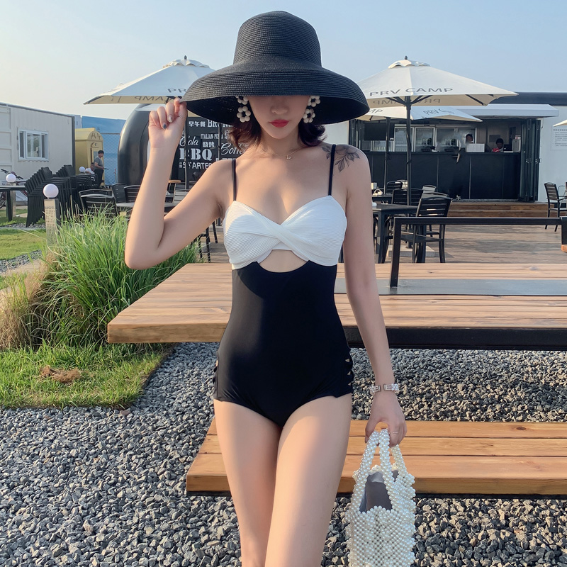 Swimsuit women's summer 2022 new explosion models show thin and cover belly high-end women's one-piece swimsuit bikini conservative