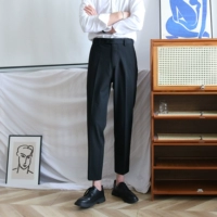 Черные девять очков