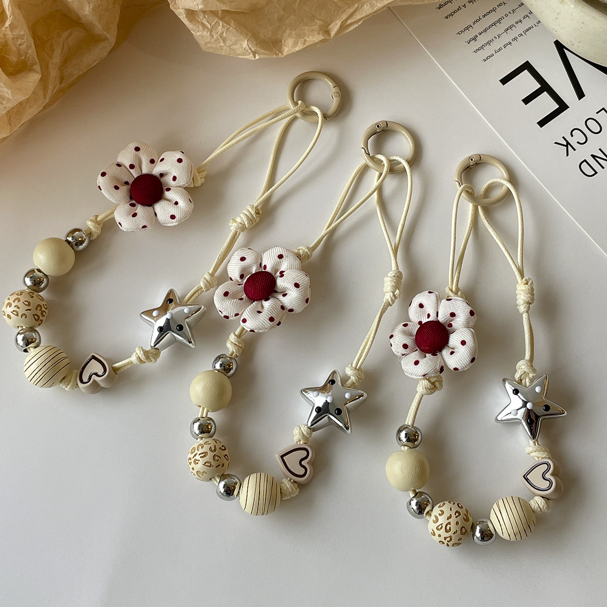 Instagram-style polka dot flower phone charm, girly star and heart beaded portable wooden beaded phone pendant.