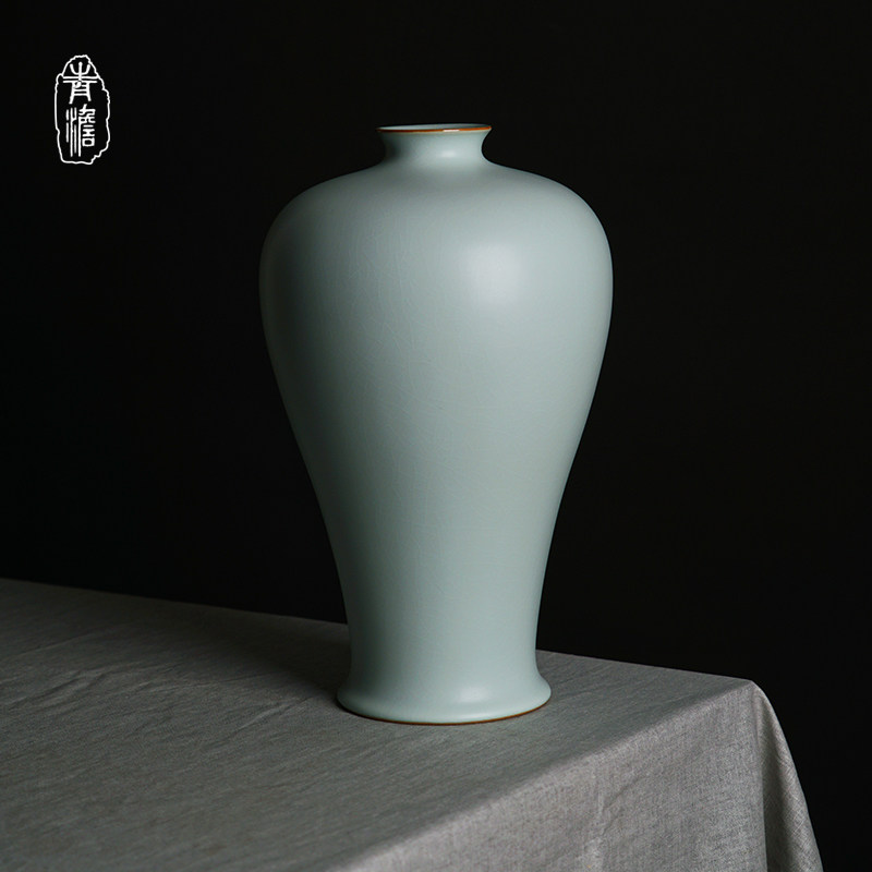 Jingdezhen vase Vase Pendulum piece Ceramics Large Ru kilo Plum Bottle Hand Imitation Ancient Porcelain Chinese Style Home Decoration Goods