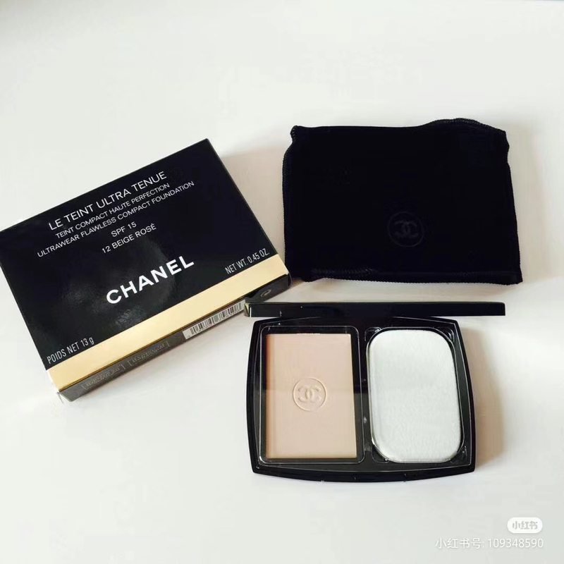 Chanel's New Soft Light Long-Lasting Powder Spf15 Conceals Blemishes, Controls Oil, and Hides Pores 13g