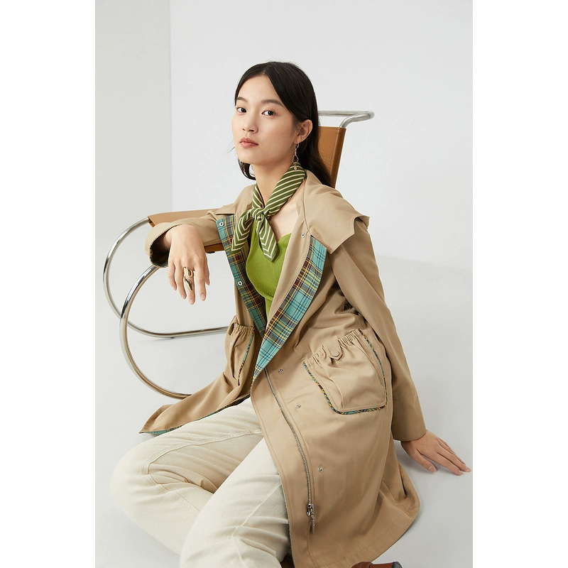 YINER Yiner dành cho phụ nữ 2021 Áo khoác gió có mũ trùm đầu dài thời trang mới mùa xuân ren - Trench Coat