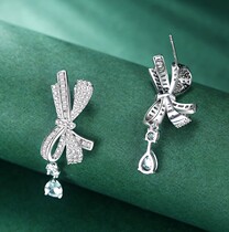 PT950 platinum USA imports D color mosanstone Butterfly junction drop earbuds solid retro goddess Ears Nails