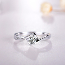 PT950 Platinum Group Inlaid Mosanstone Angel Kiss Micro Insert Ring Pure Silver Twist Arm Love Light Arm 1 Carat Ring