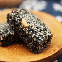 Black Sesame crisp sesame sesame sugar biscuits cake heart cut cake traditional Net red snacks Xuancheng New Year goods 200gx2 bag