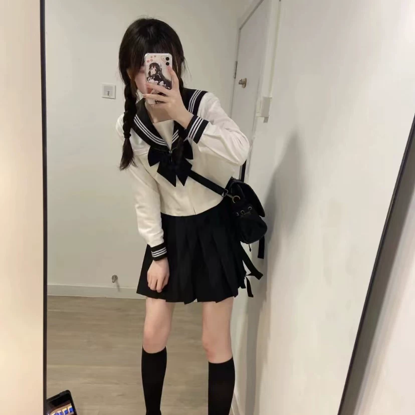 Base uniform, genuine set, pleated skirt
