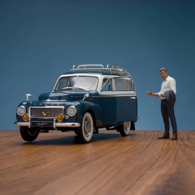 Volvo New Model Launched Volvo Duett Model Truck, the Original Pv445 Classic Replica