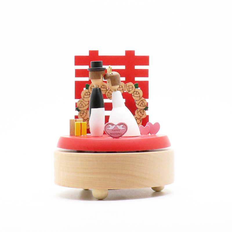 Rotating music box wooden wedding music box to send girlfriend girl girlfriend birthday wedding gift to couple