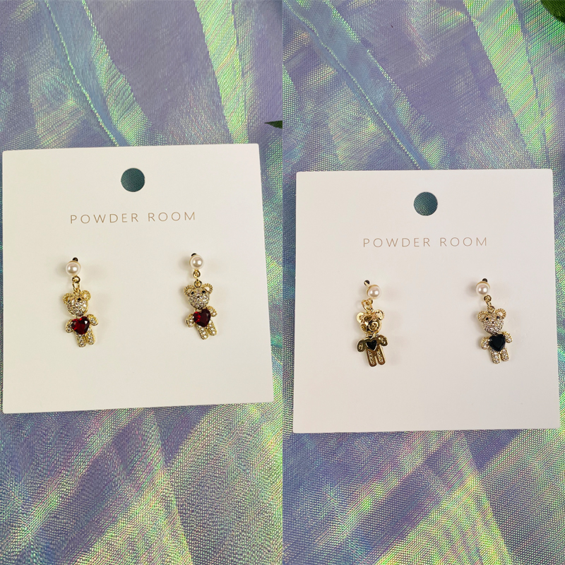 Korean Ornament Small Bear's heart-shaped ear nail Two optional fashion ornaments Do not accept the Withdrawal Goods Mind and Caution Beats