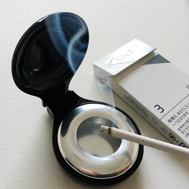 【完全密封】高級日本製携帯灰皿、持ち運び用灰皿ボックス、刻印可能