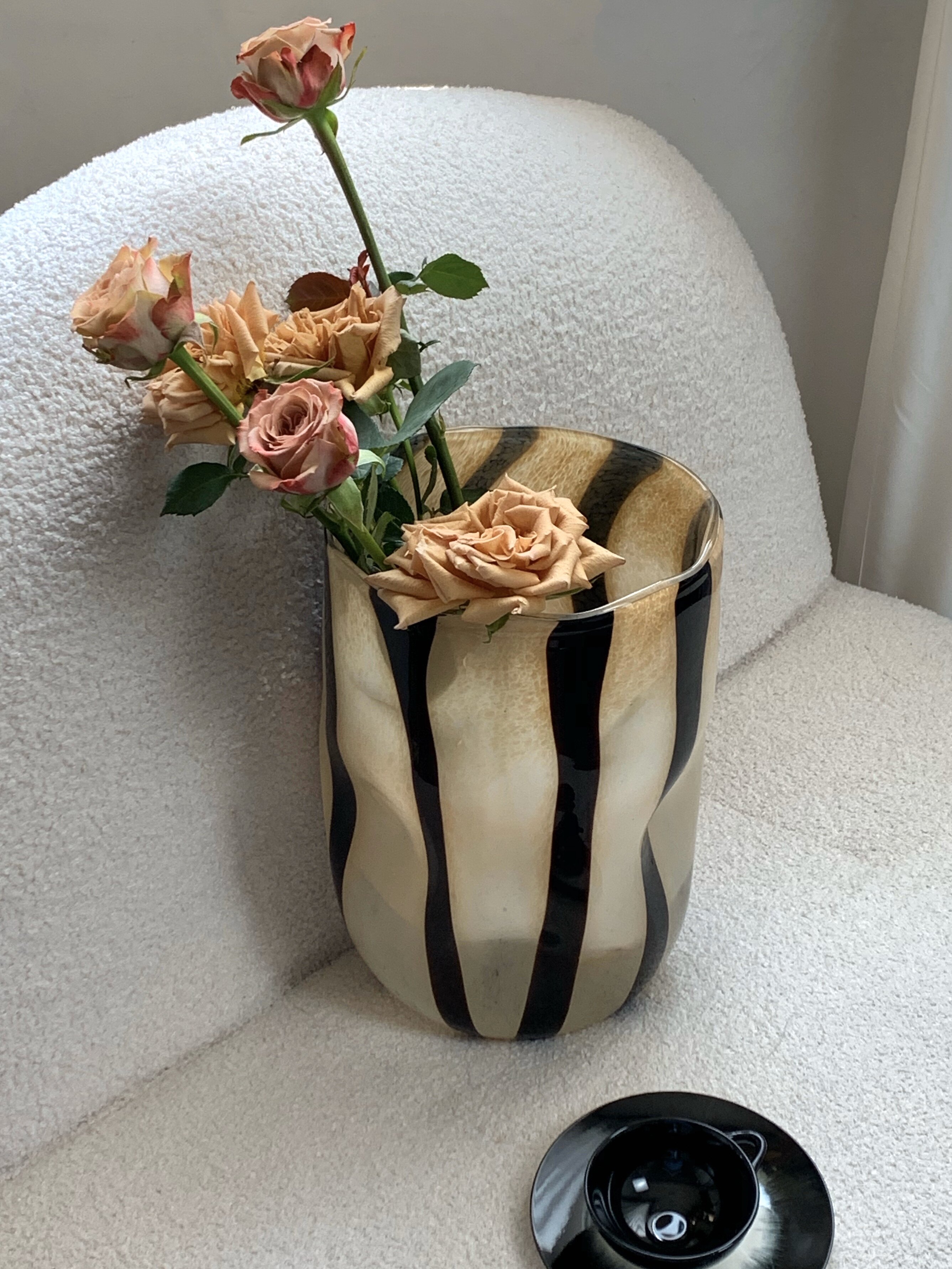 Nordic Design Striped Straight Drum Glazed Vase Recessed Sensation Design Sensation Large Caliber Vase Home Decoration 