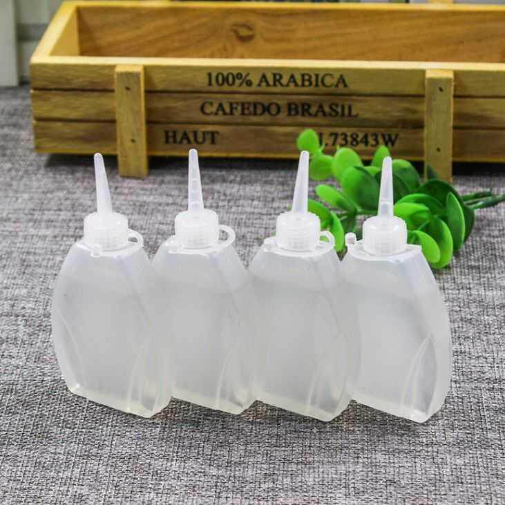 Rust Prevention Oil Flat Car Sewing Machine Oil Home Small Bottle Dresser Lube Machine Lock Oil Clothing Car Oil Lube