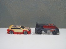 2008 KFC Hot Wheels 2 cars KFC childrens meal toy collection