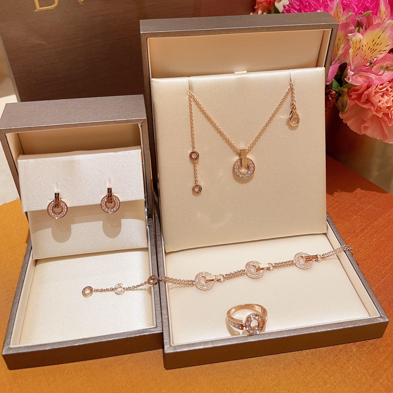 High-Quality Colored Gold Coin Au750 Necklace, Ring, Earrings, Bracelet