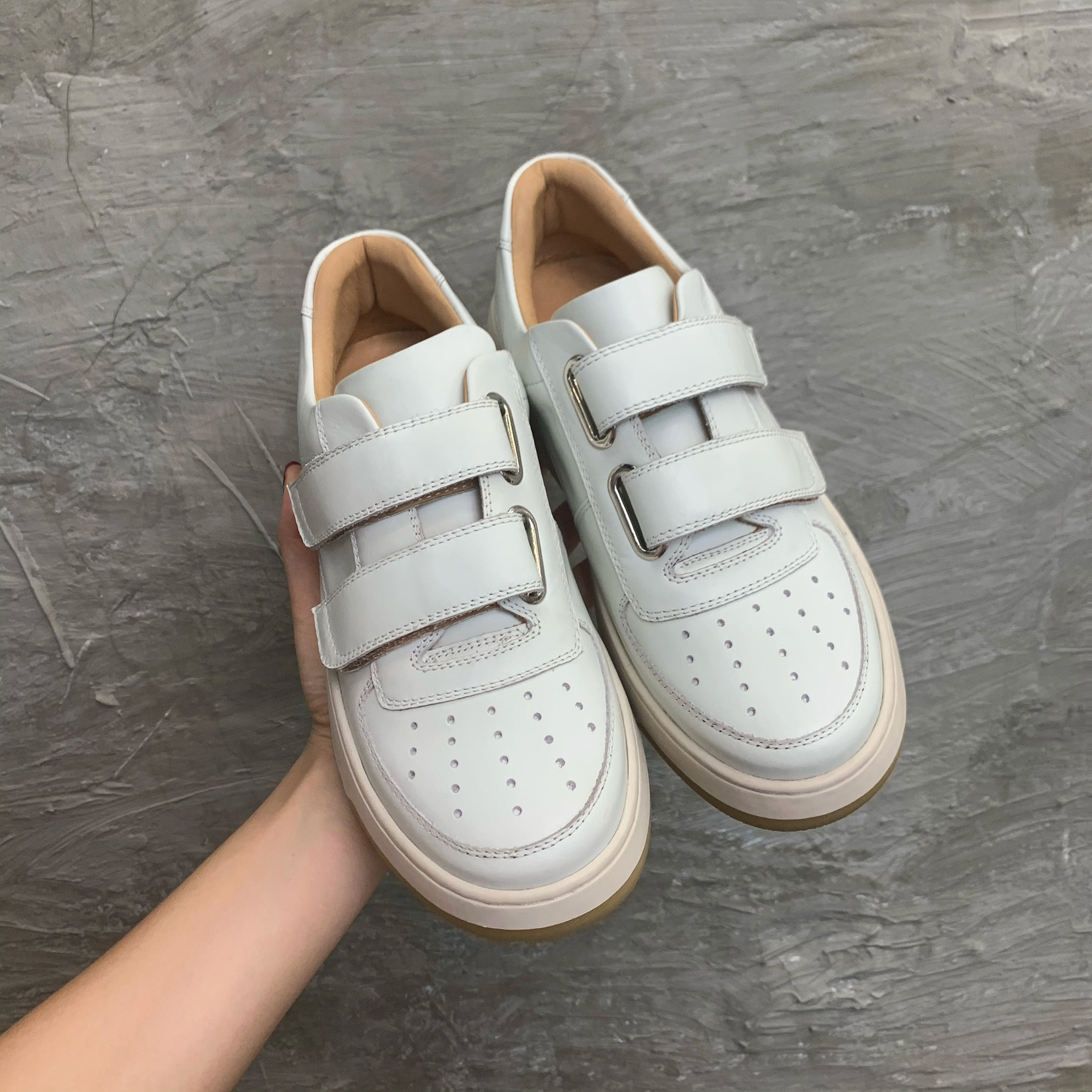 Inside and outside full leather Velcro small white shoes women's inner heightened leather thick bottom 2022 new ins tide flat casual shoes