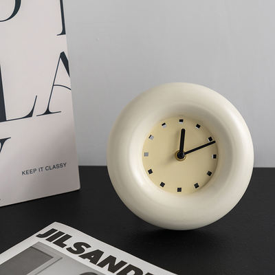 livingplus popular Ins-style desktop clock decorative item, simple and modern bedroom bedside silent clock