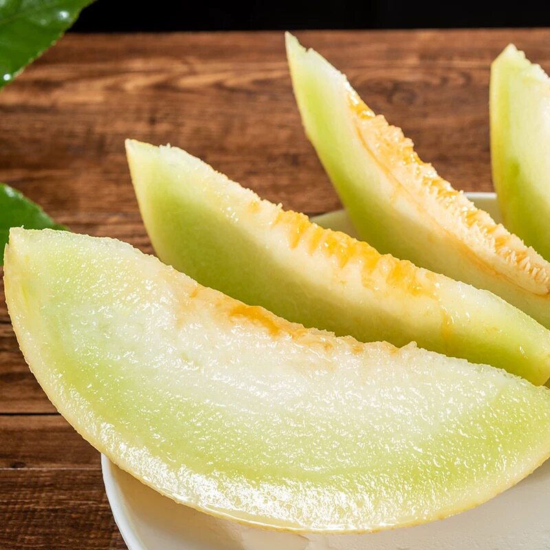 甘肃白兰瓜：沙漠中的甜蜜奇迹，一口难忘的甘甜滋味！🌞🍉-甜瓜-淘宝百科网