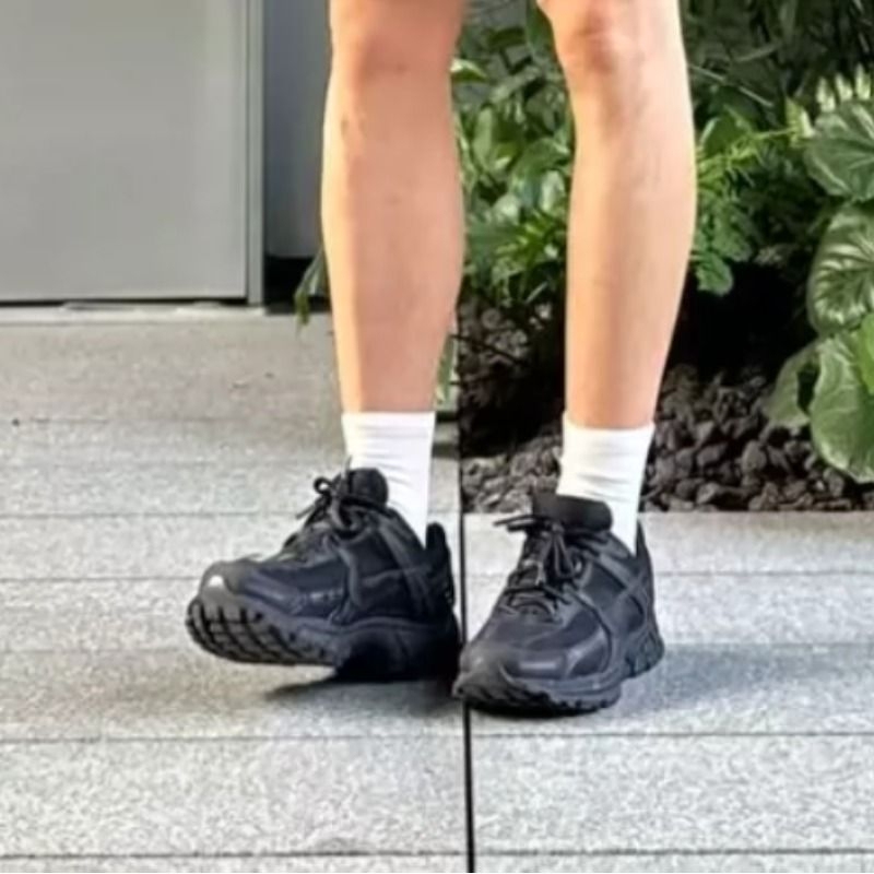 Summer In-Stock Zoom Vomero 5 Men's and Women's Sports Casual Shoes Black Warrior Vomero 5 Running Shoes Summer In-Stock Zoom Vomero 5 Men's and Women's Sports Casual Shoes Black Warrior Vomero 5 Running Shoes