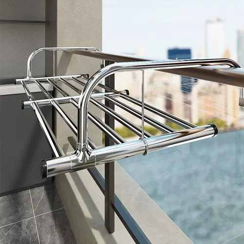 Балконная одежда сушка артефакт против стебля окна окна окна окна окон